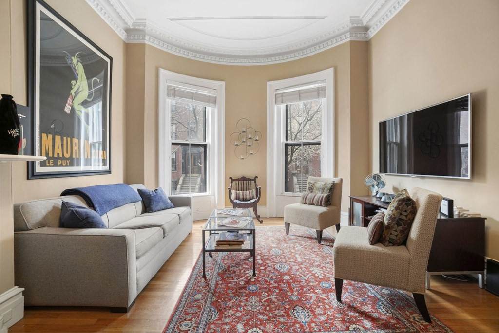 127 Pembroke Street - Photo 1