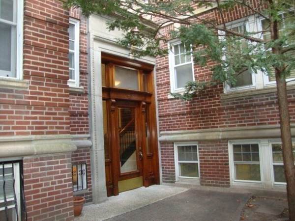 1699 Cambridge - Photo 1