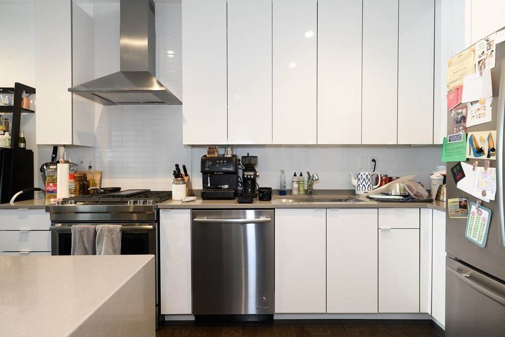 2 West 6th - Photo 1