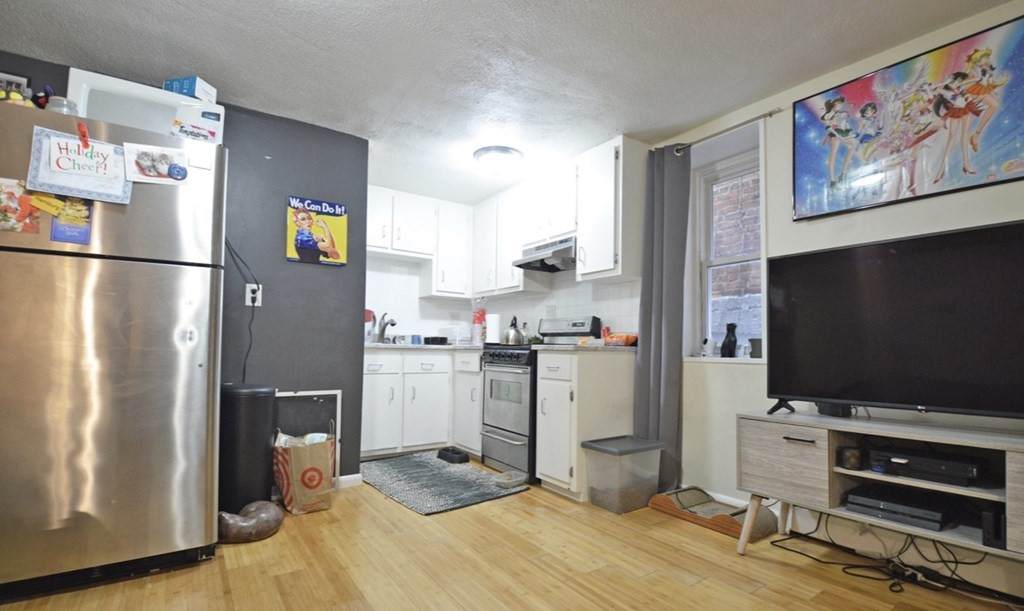 10 Breed St - Photo 1