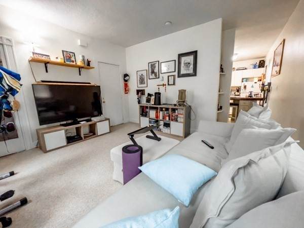 9 Atwood Square - Photo 1