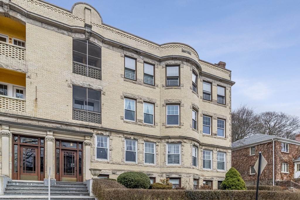 281 Tappan Street - Photo 1