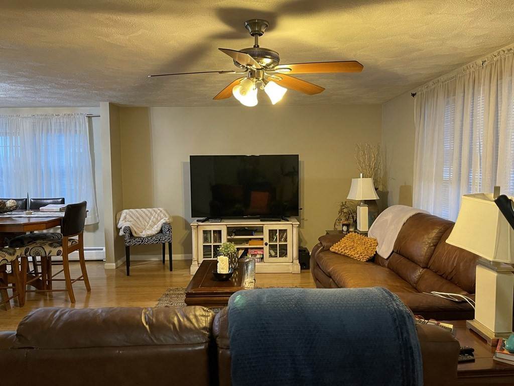 192 Lincoln - Photo 1