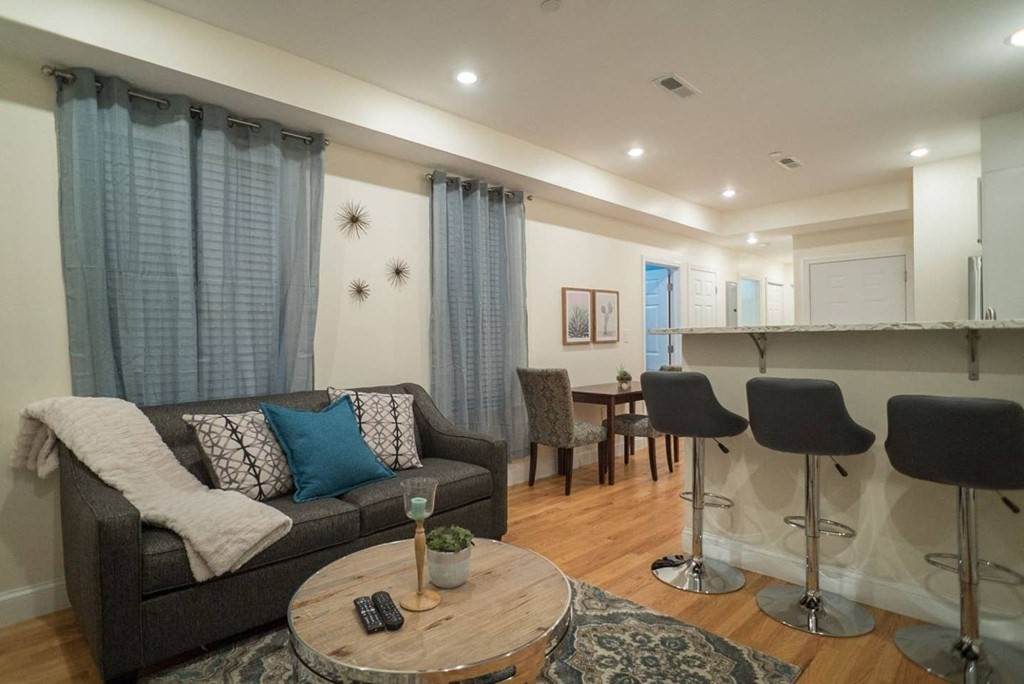 214 Green Street - Photo 1