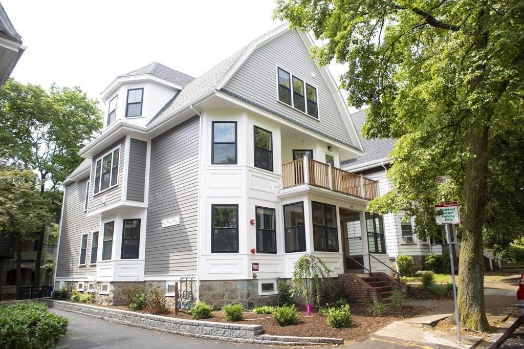 53 Quint Ave - Photo 1