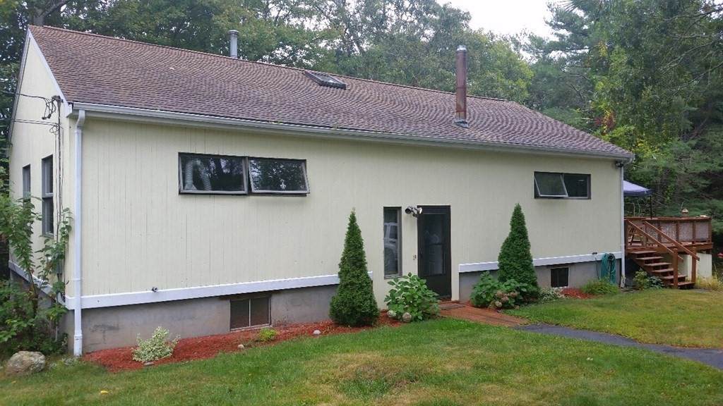 24 Thom Ave - Photo 1