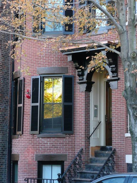 28 Montgomery Street - Photo 1