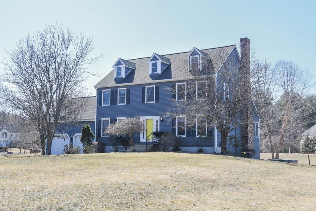 265 Fiske St - Photo 1