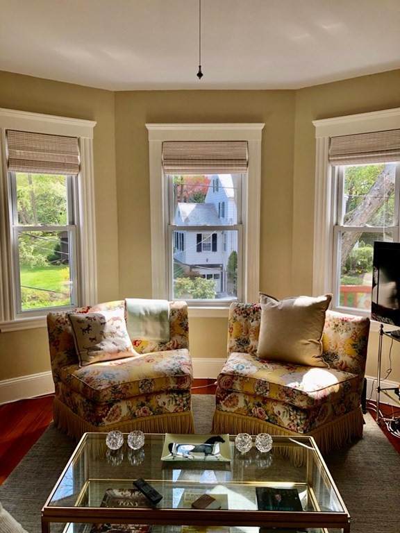 215 Reservoir Rd - Photo 1