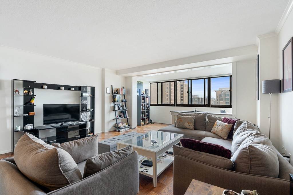2 Hawthorne Place - Photo 1