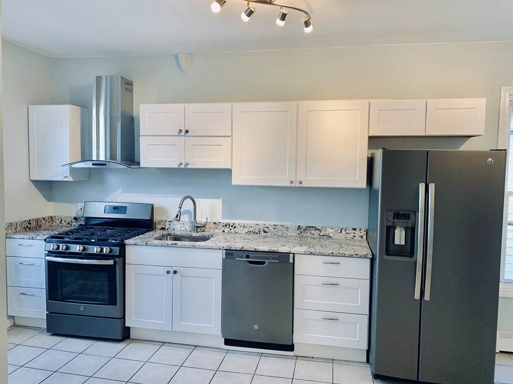 17 Cross St - Photo 1