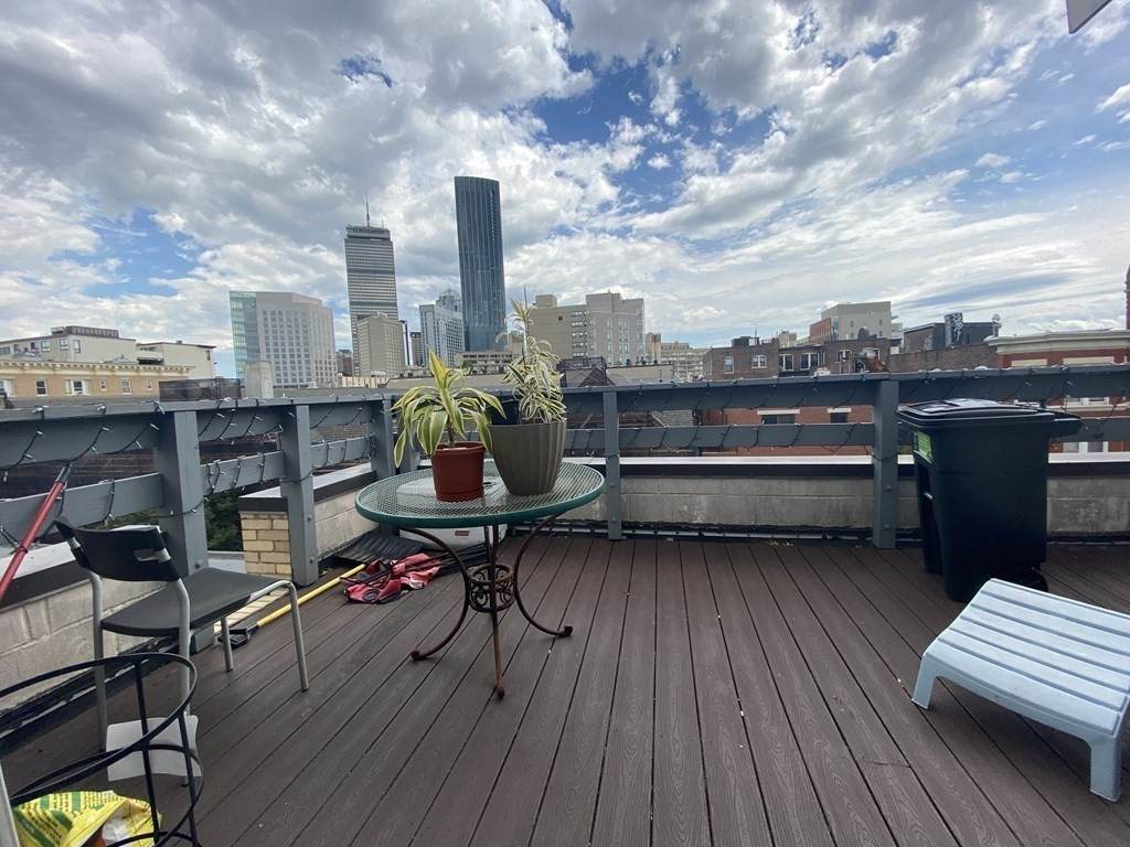 59 Hemenway St - Photo 1