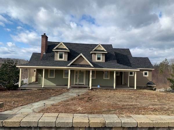 535 Pleasant St - Photo 1