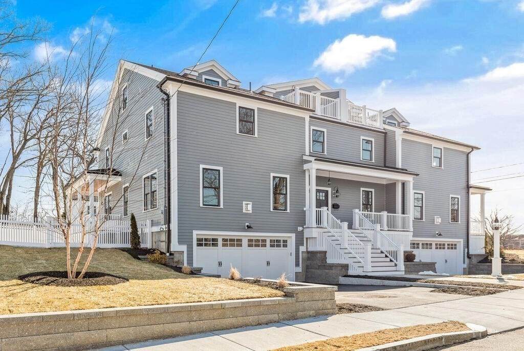 18 Bridgham Ave - Photo 1