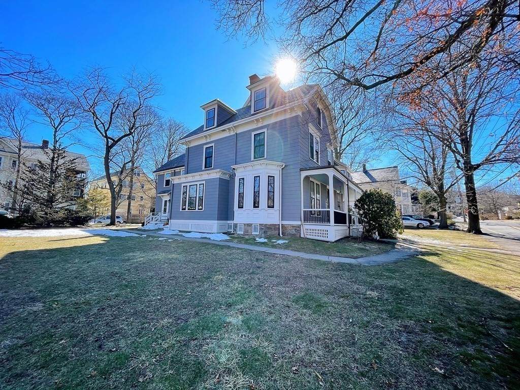 294 Walnut St - Photo 1