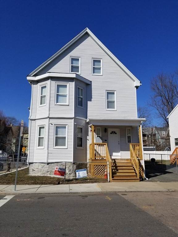 593 Park St - Photo 1