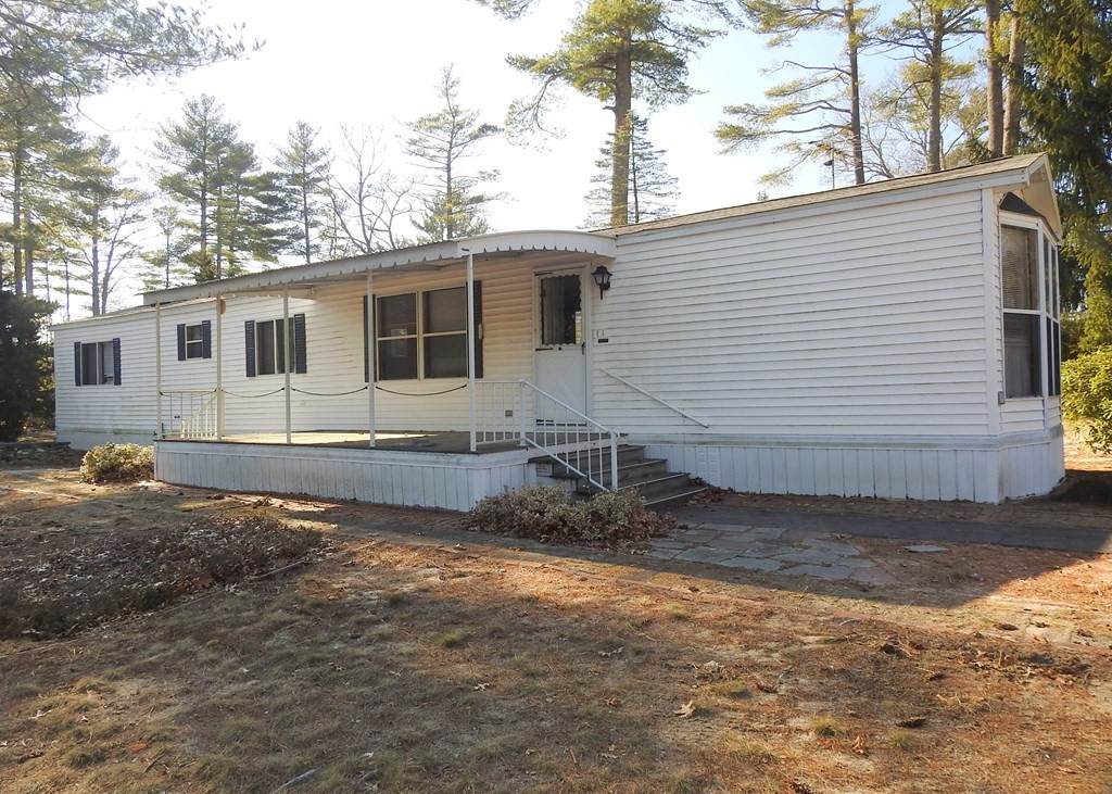 152 Queen Drive - Photo 1