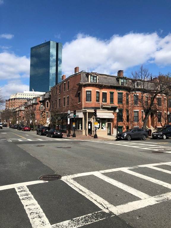127 Warren Street - Photo 1