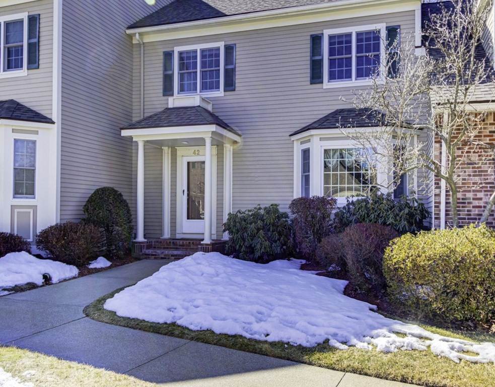 42 Powder Hill Way - Photo 1