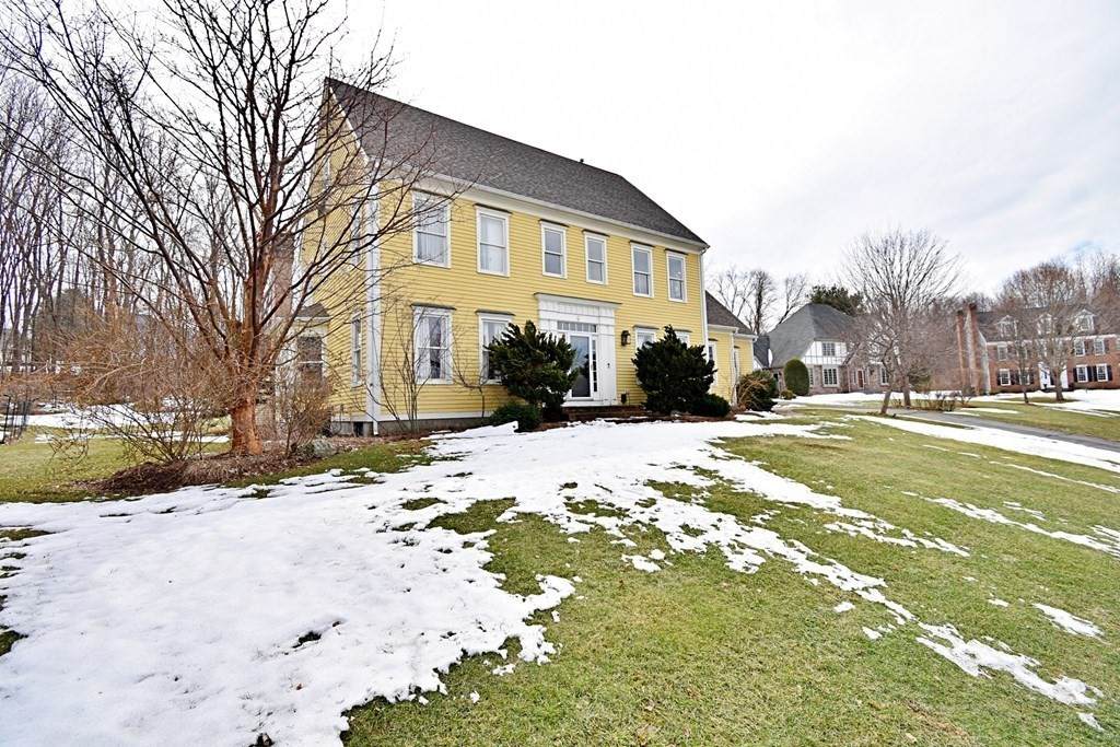 6 Gale Meadow Way - Photo 1