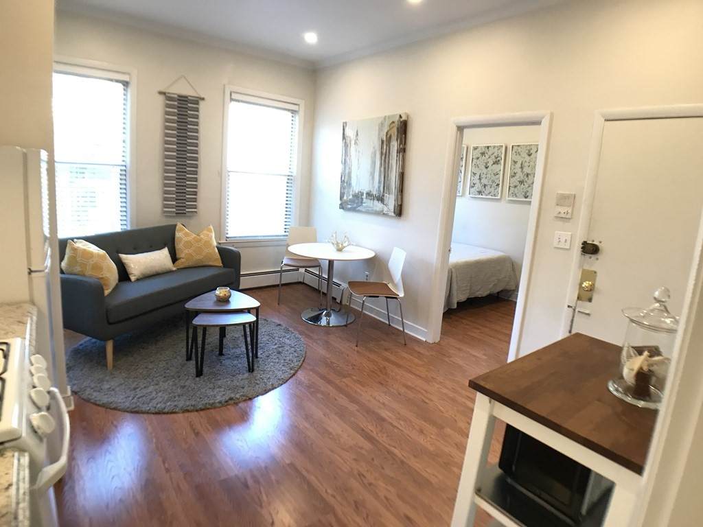107 Chandler Street - Photo 1