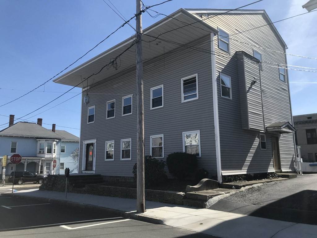 289 Bank St - Photo 1