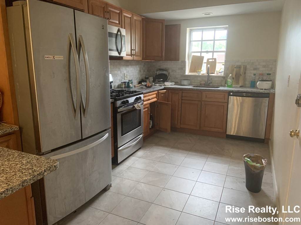 214 Lake Shore Rd - Photo 1
