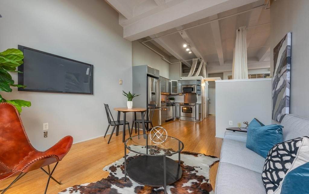 12 Stoneholm St - Photo 1