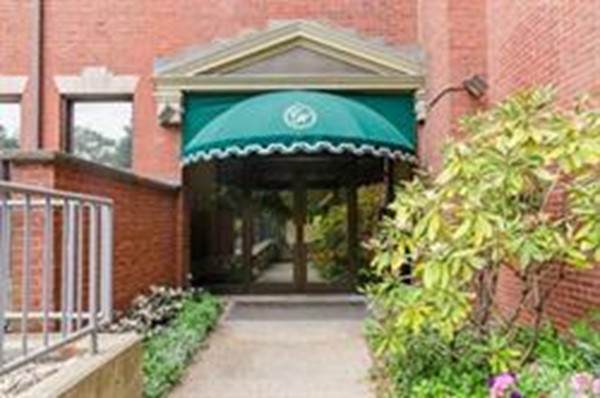 50 Winchester St - Photo 1