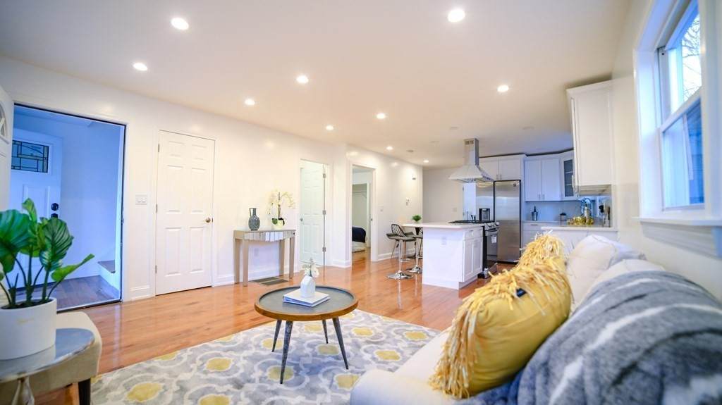 1495-1497 Hyde Park Ave - Photo 1