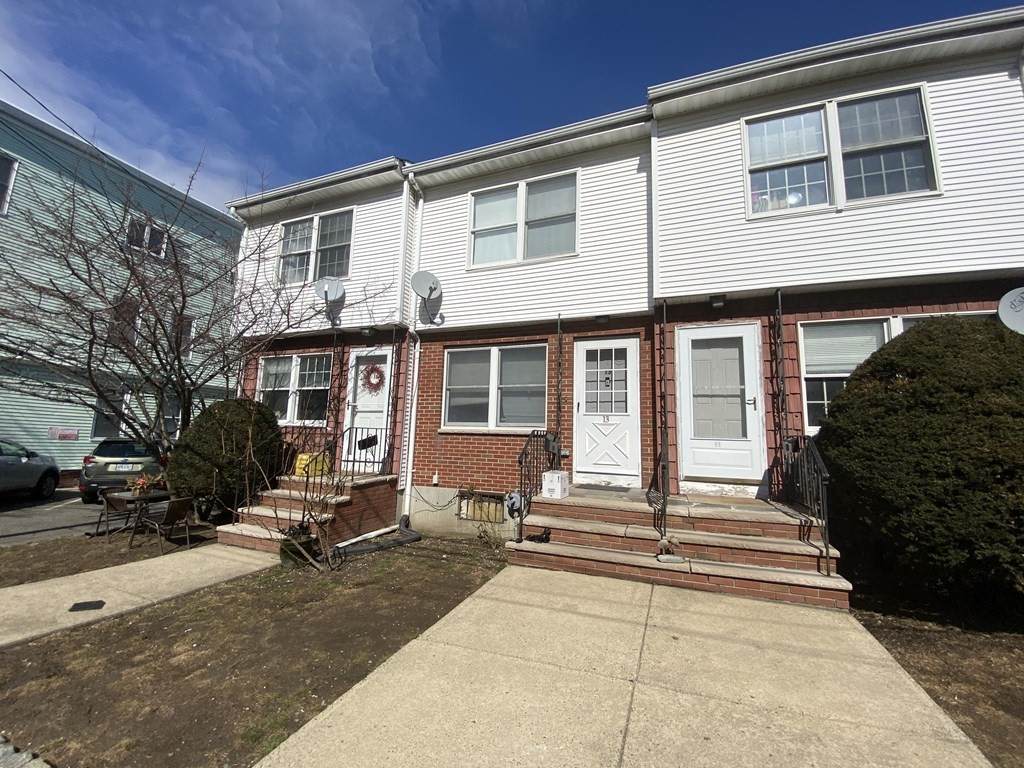 11 Wheeler St - Photo 1