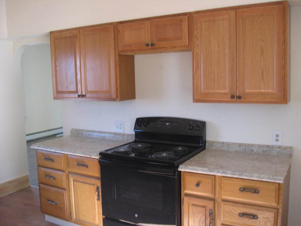 607 S Main St - Photo 1