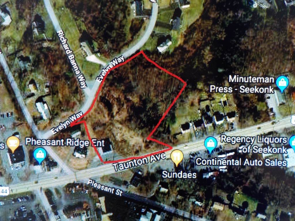 224 Taunton - Photo 1