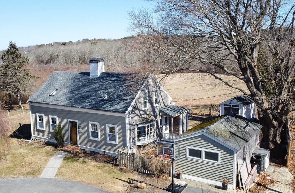 132 Sandwich Rd - Photo 1