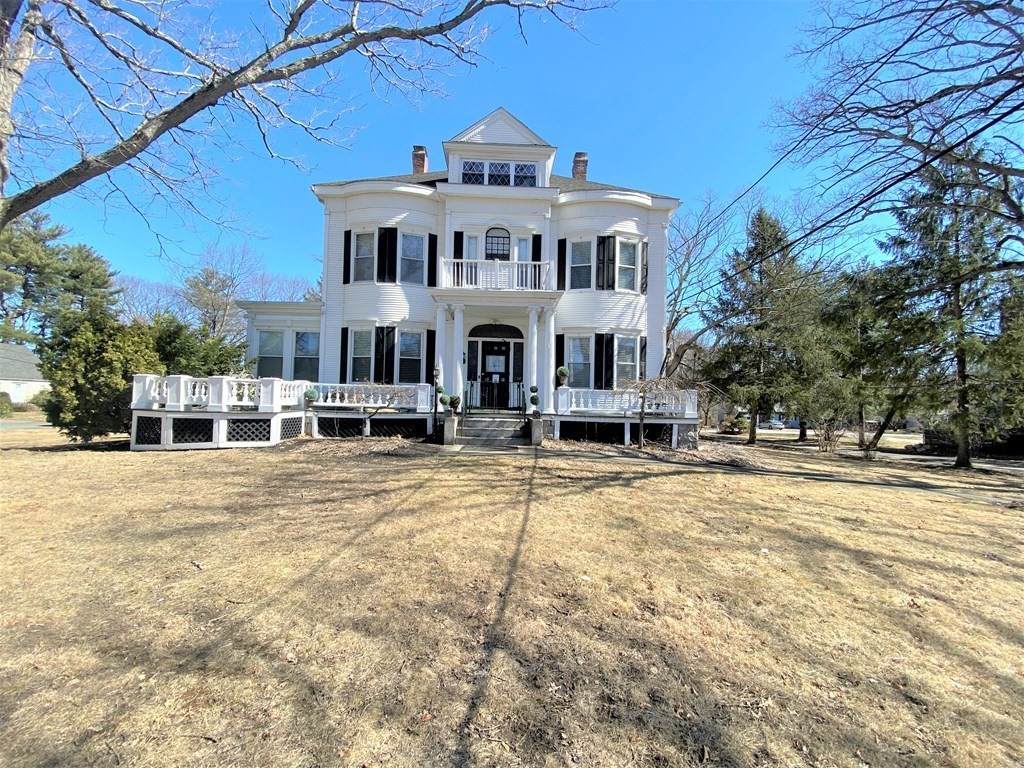 175 Berkeley St - Photo 1