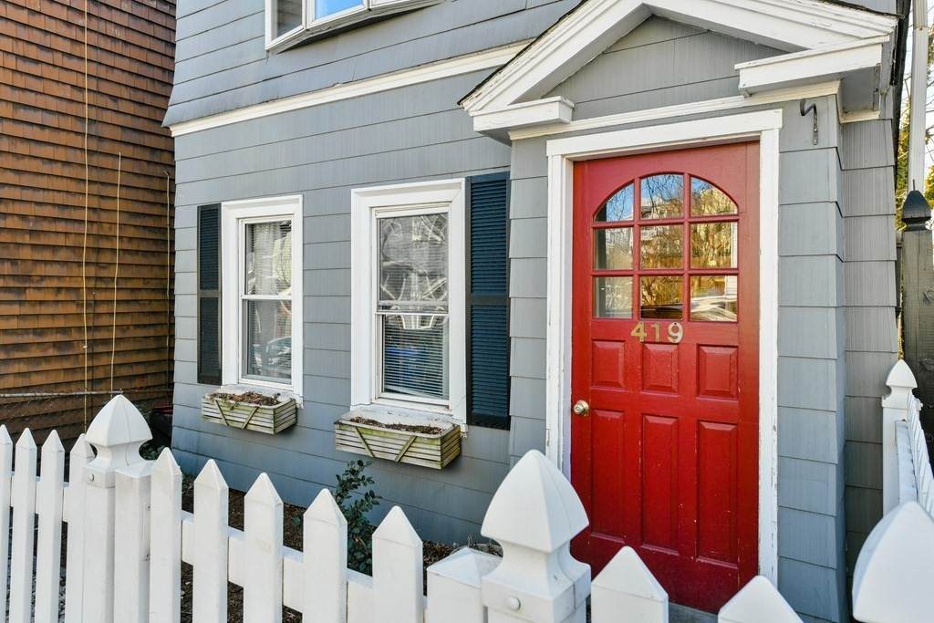 419 E 7th - Photo 1