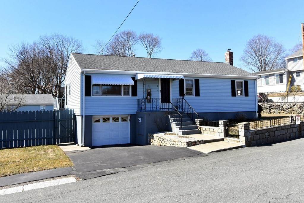 8 Dark Ln - Photo 1