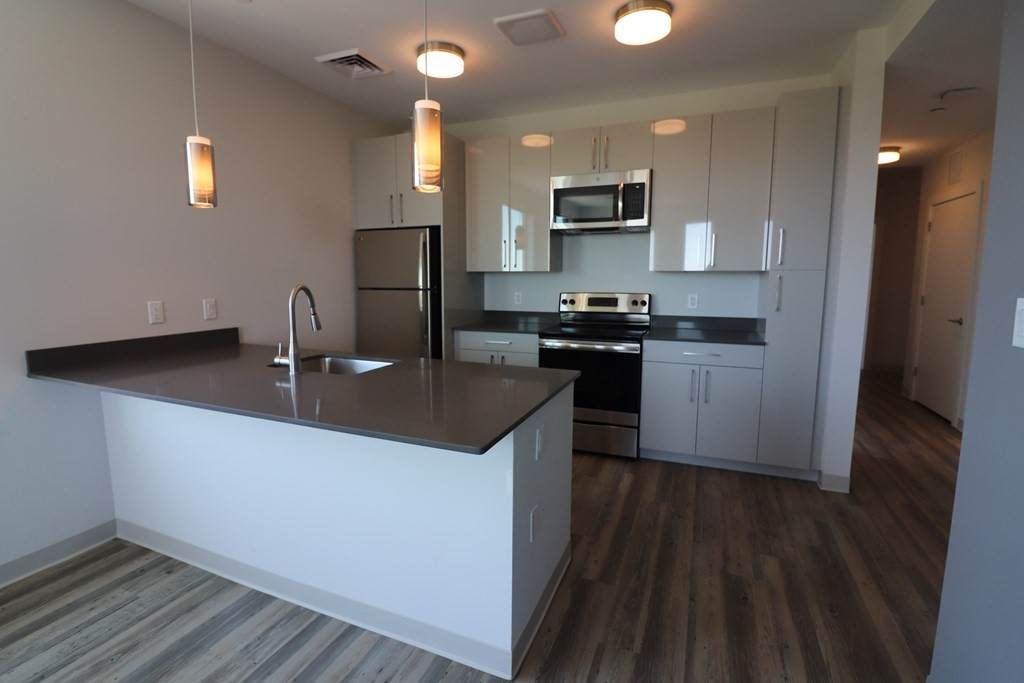161 Washington St - Photo 1