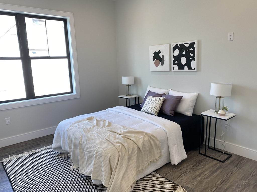 16 Laurel - Photo 1