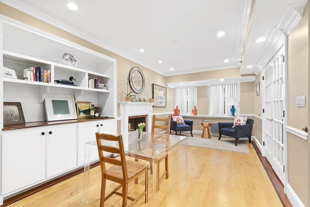 261 Marlborough Street - Photo 1