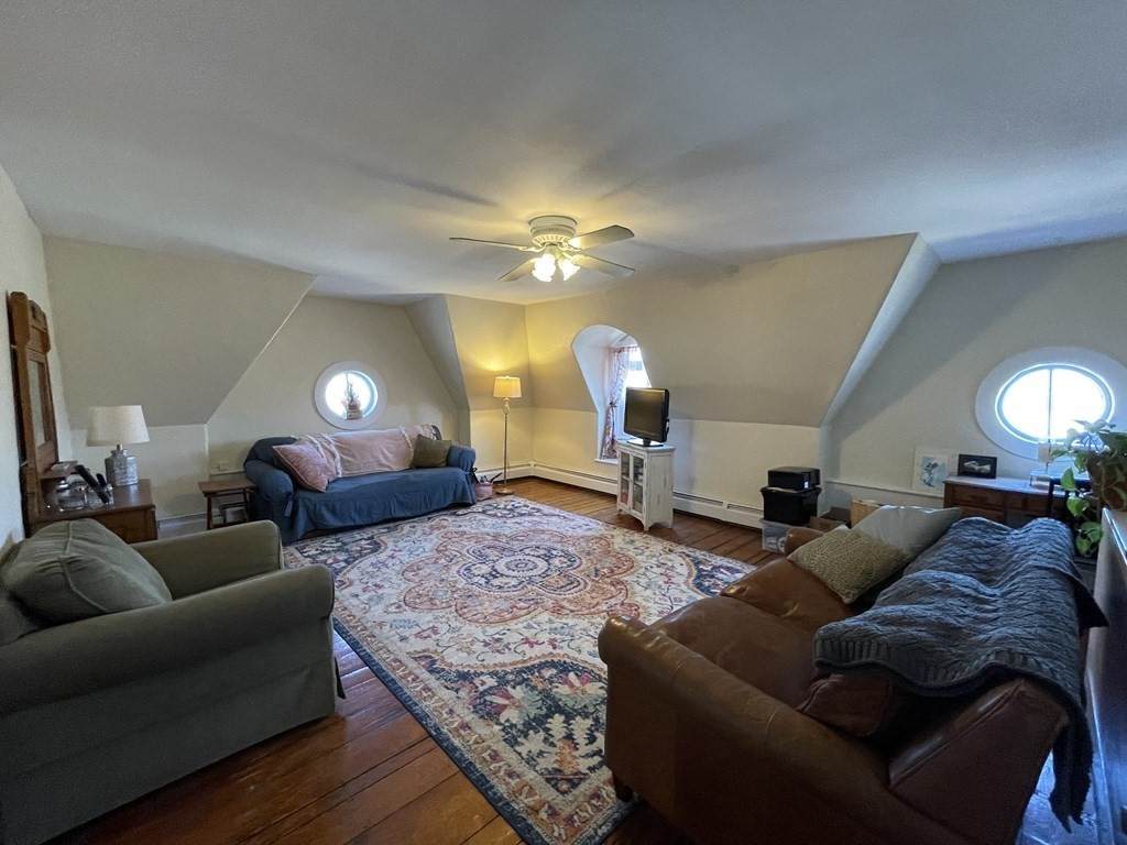 81 Jewett St - Photo 1