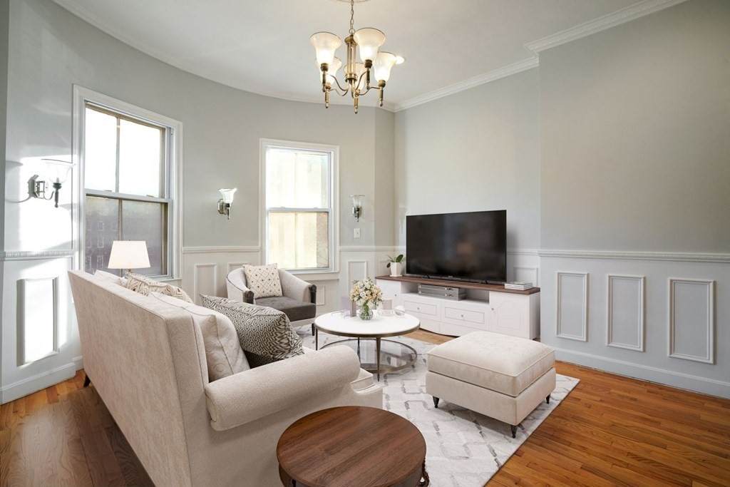 617 Massachusetts Ave - Photo 1
