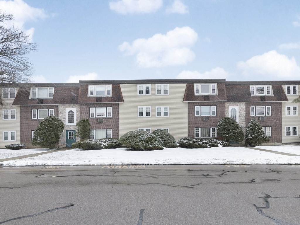 180 Main St - Photo 1