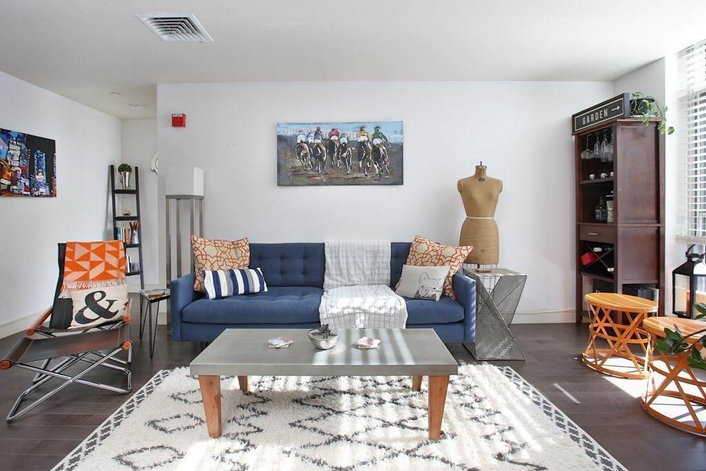 700 Harrison Ave - Photo 1