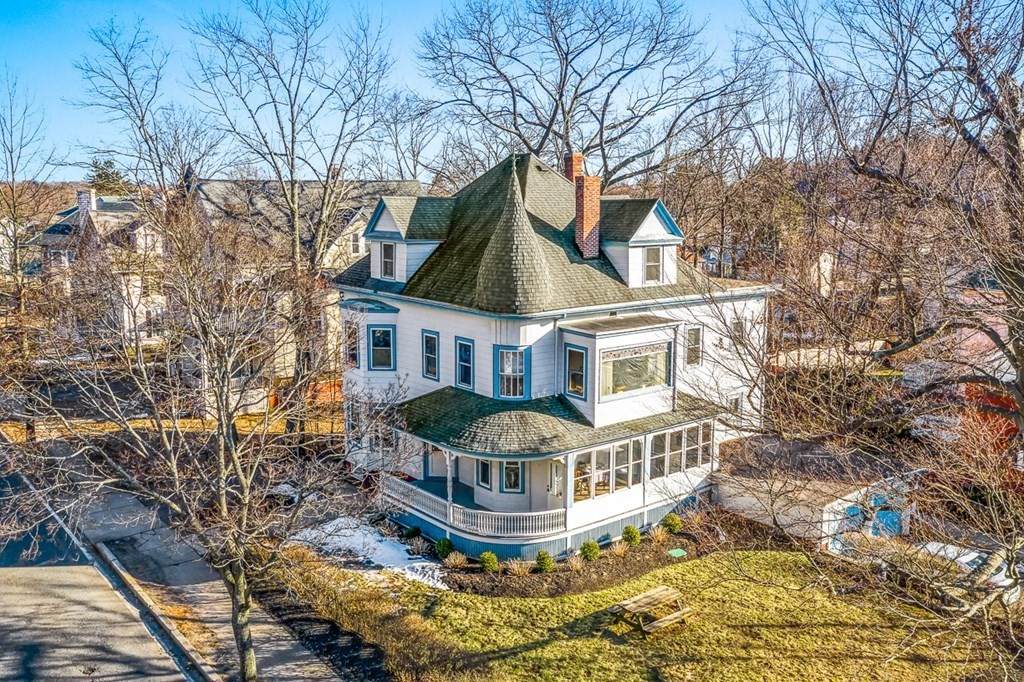 752 Franklin Street - Photo 1