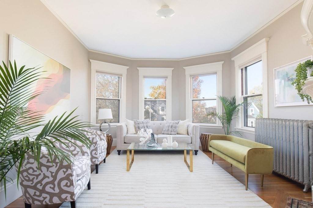 422 Huron Ave - Photo 1