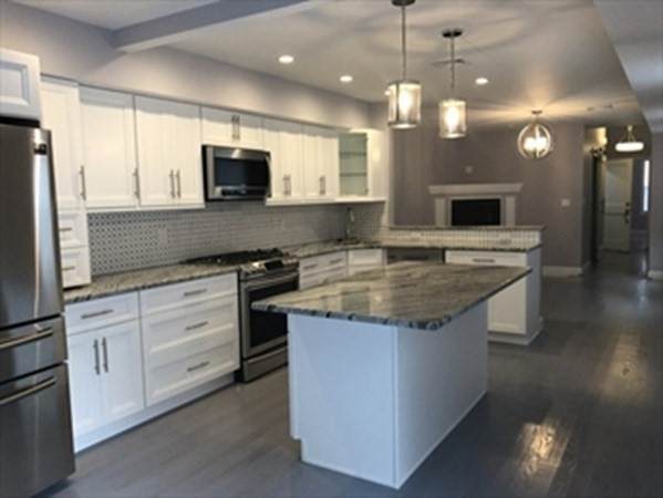 611 East 5th St - Photo 1