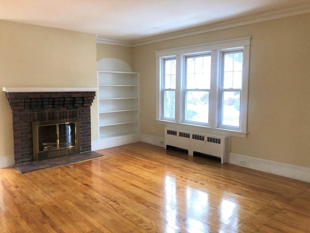 53 Howland Terr - Photo 1