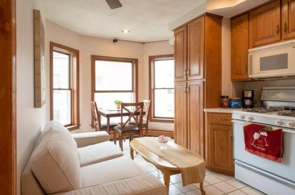 28 Orleans - Photo 1