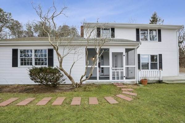 85 Main St - Photo 1